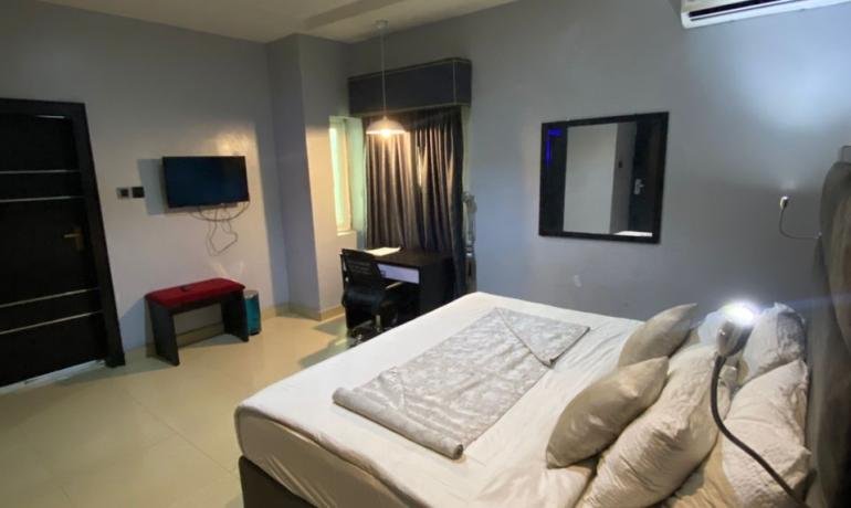 One Room A2