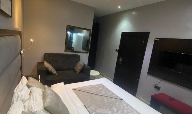 Deluxe Room C1