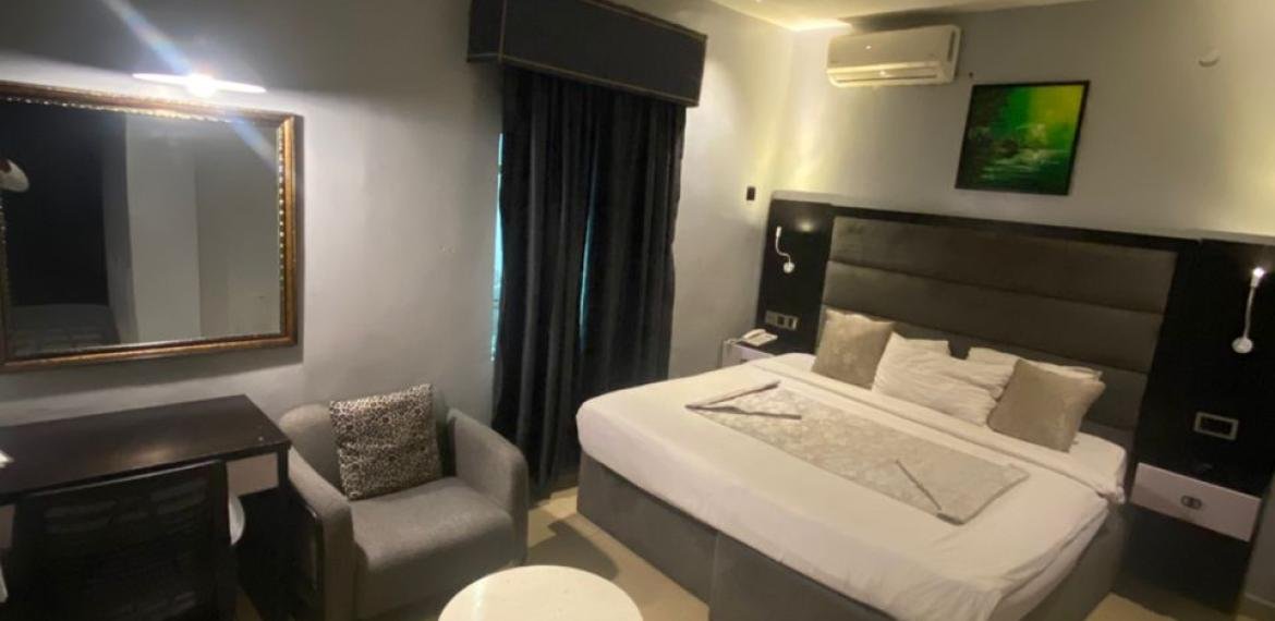 Deluxe Room C2