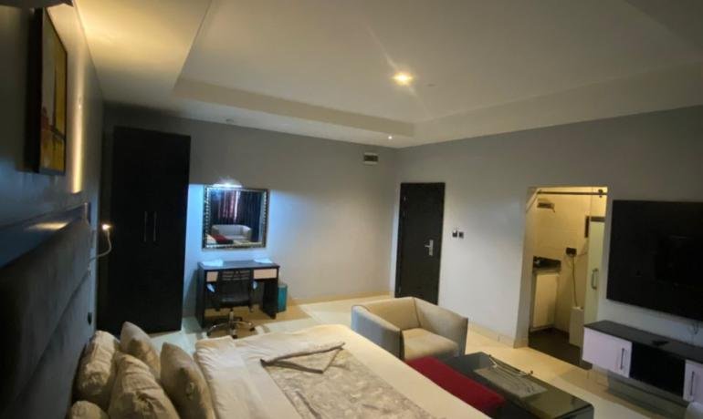 Executive Room C5
