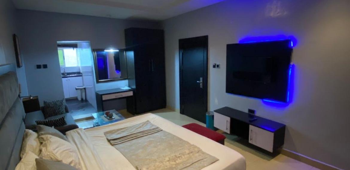Studio Room B2